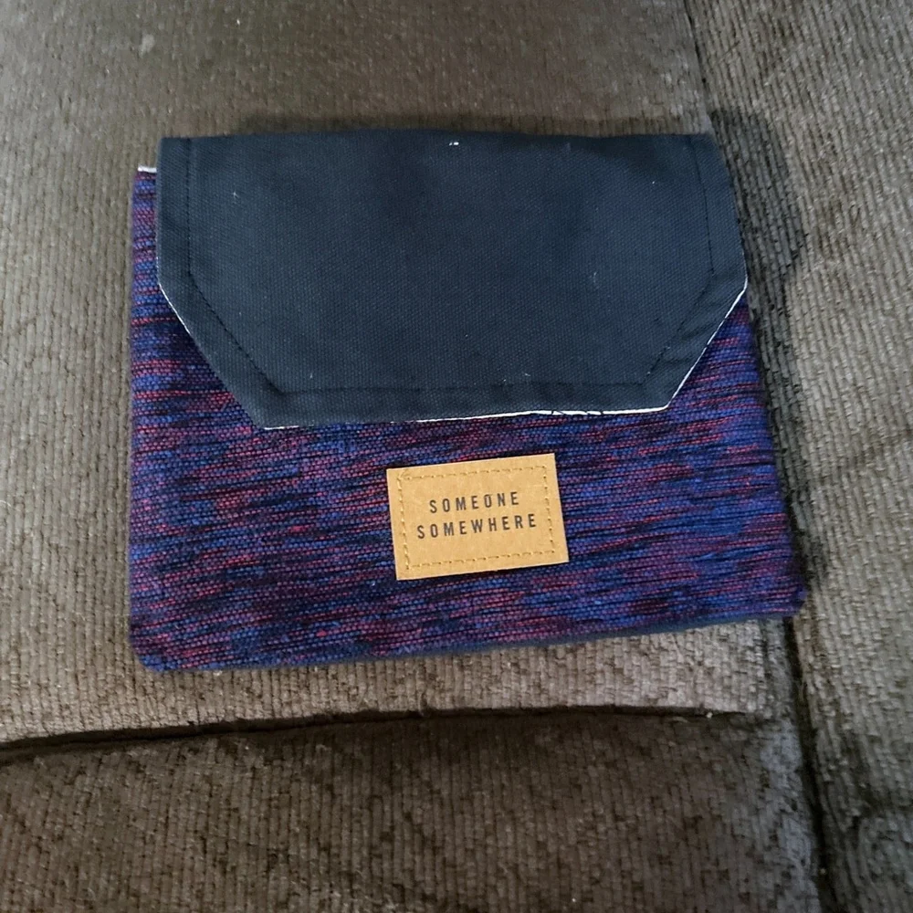 Someone Somewhere Delta Airlines Amenity Kit Pouch Bag